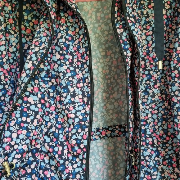 Kate Spade Packable Water-Resistant Jacket Anorak - Picture 7 of 13